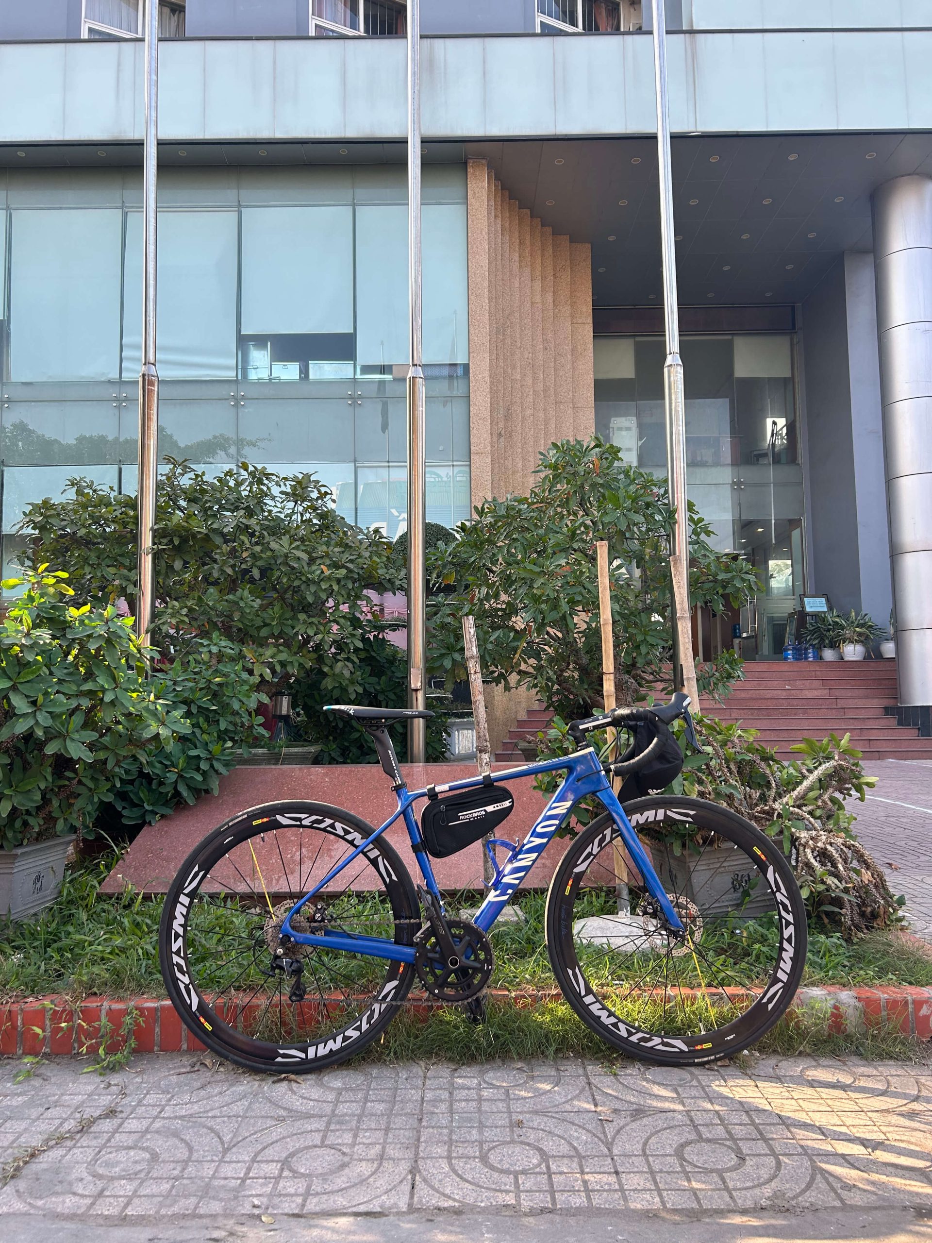 Xe Đạp Đua Đường Trường Canyon ls – Phanh vành, Bánh 700C mavic bạc đạn